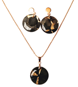 Set aretes y collar con medallones de flores naturales